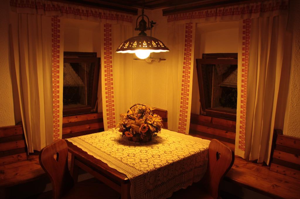 Garden Apartments Maria Блед Стая снимка