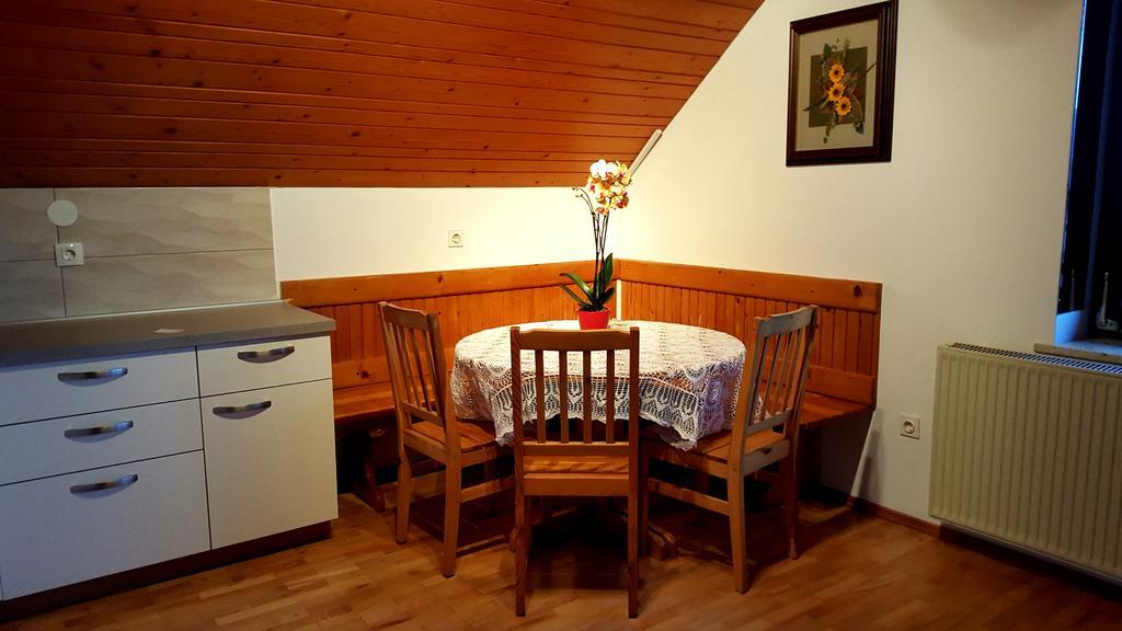 Garden Apartments Maria Блед Екстериор снимка