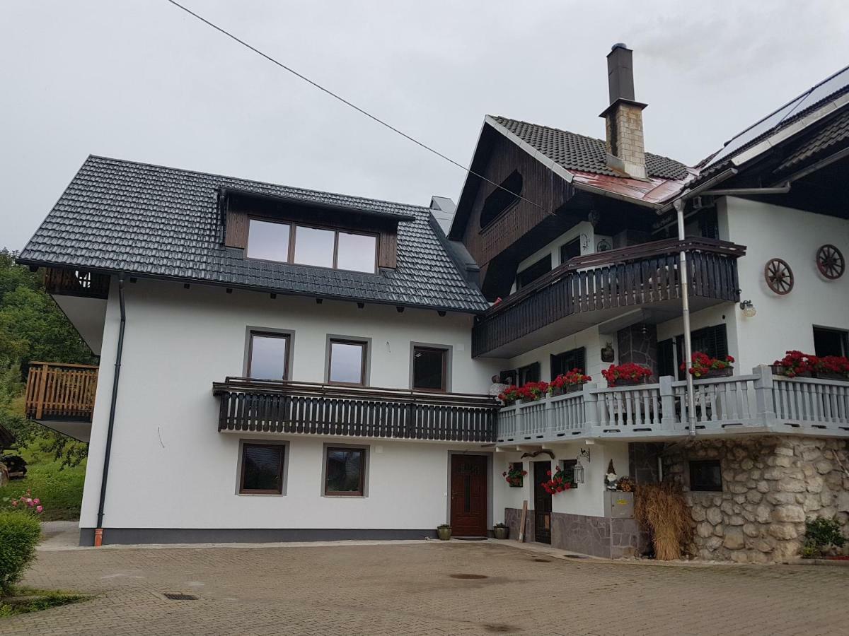 Garden Apartments Maria Блед Екстериор снимка