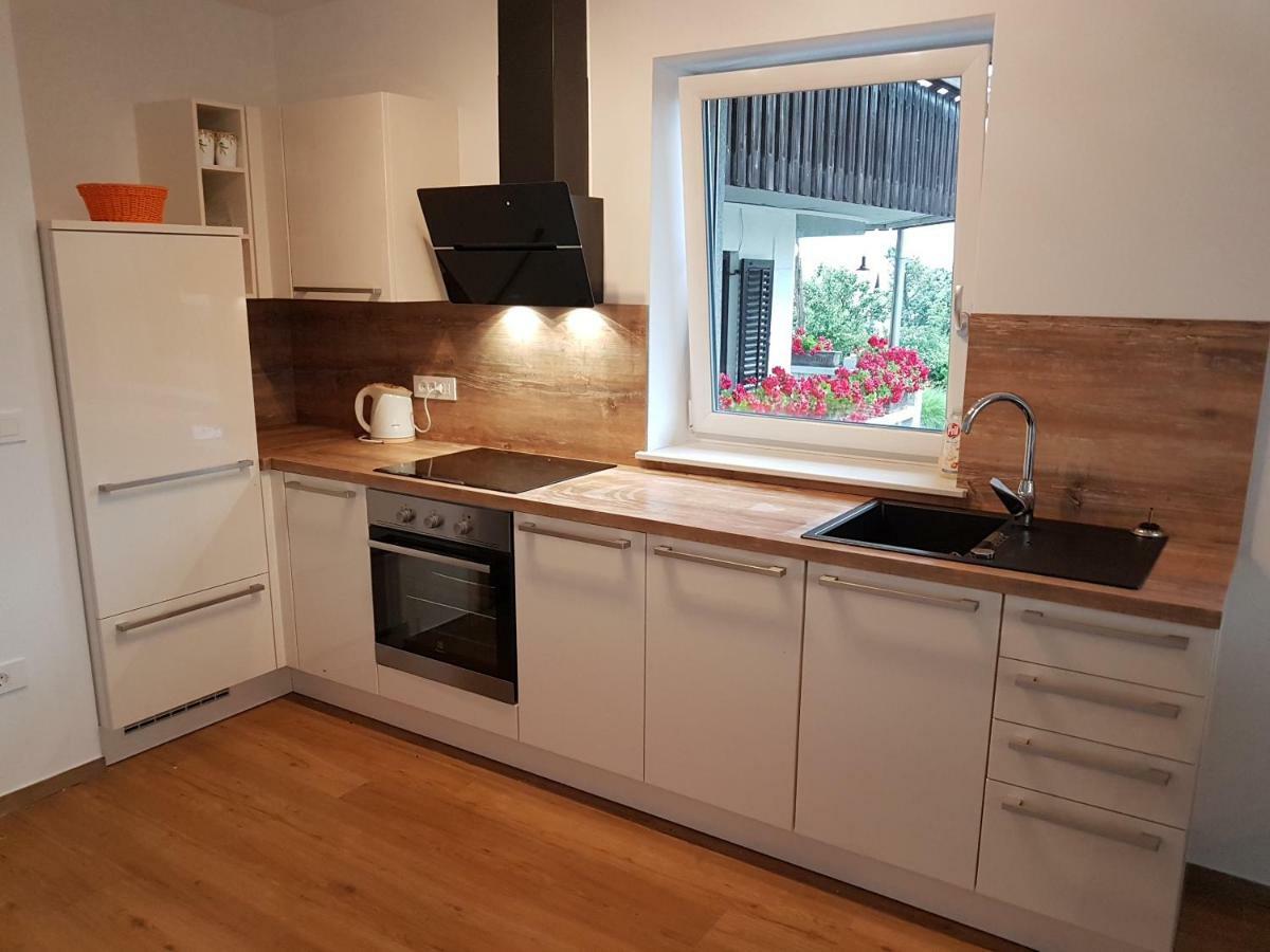 Garden Apartments Maria Блед Екстериор снимка
